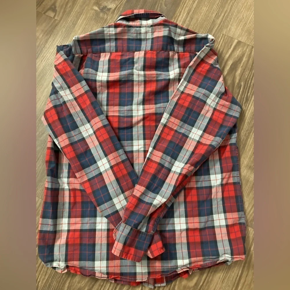 J. Crew Slim‎ Fit Large Button Down Shirt